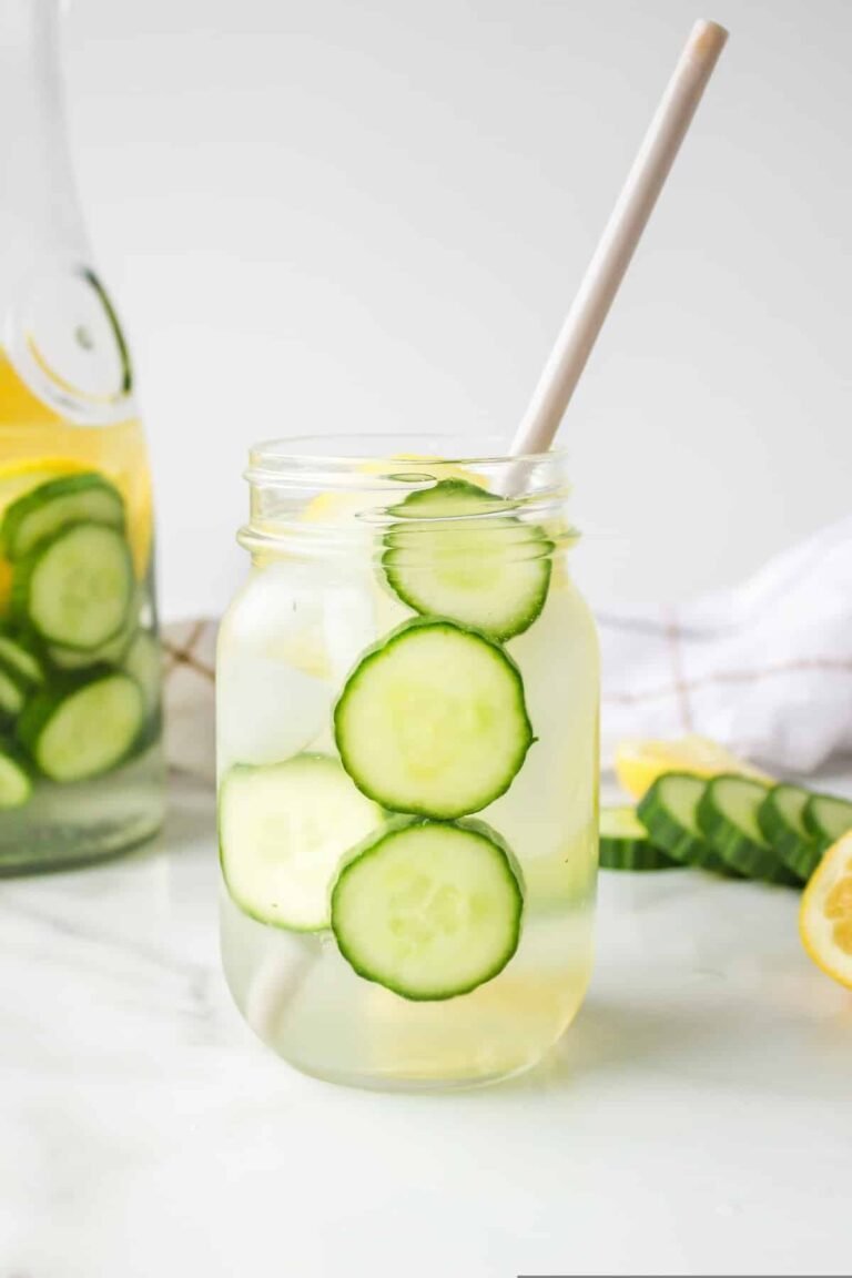 10 Low-Calorie Cucumber Drinks for Weight Loss (Refreshing!)